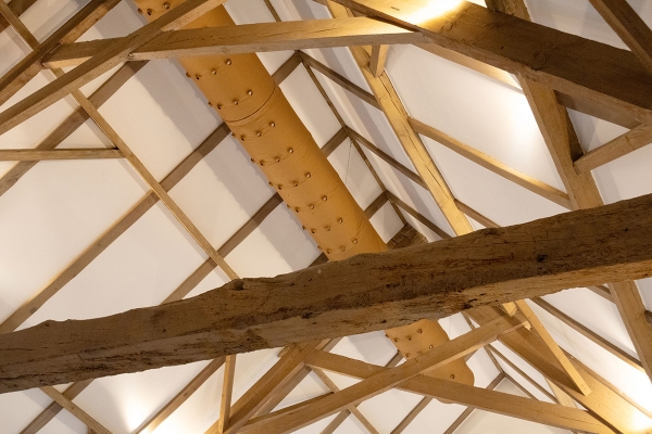prihodatkvdbekefeestzaalbalkenstructuur.jpg